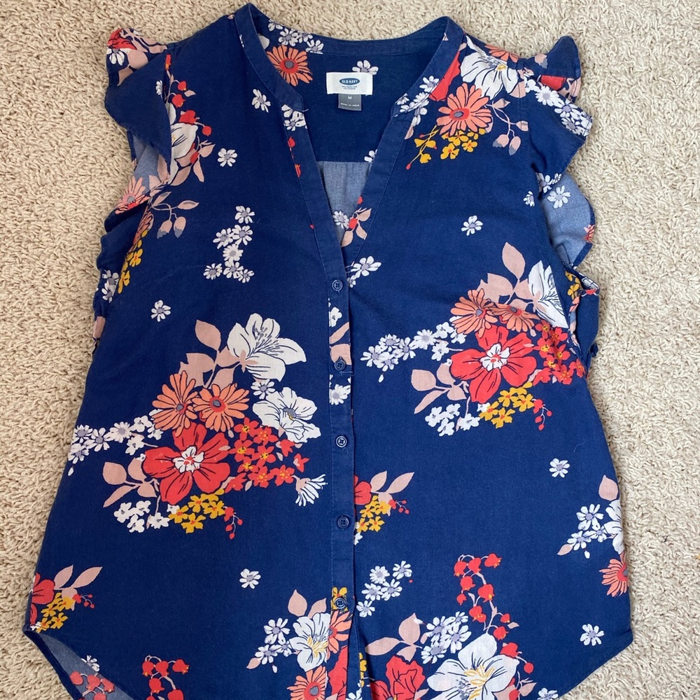 Old Navy Flower Top